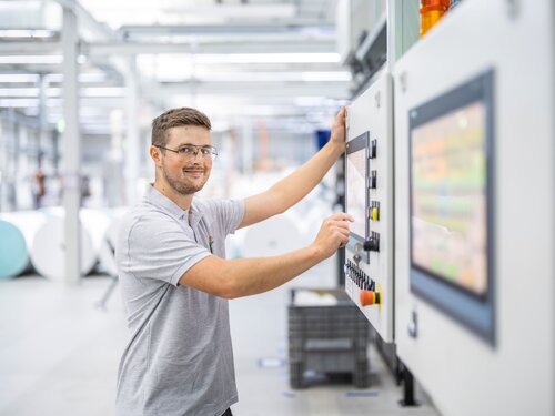 Maschinen- und Anlagenf&uuml;hrer (m/w/d)